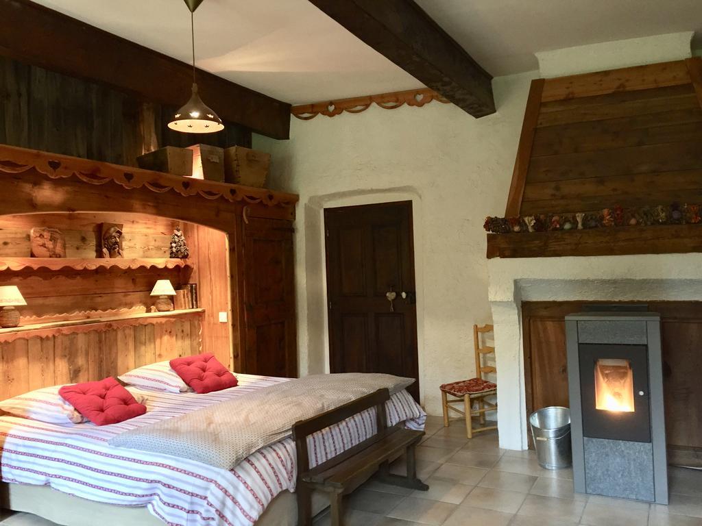 Bed and Breakfast Les Means Meolans-Revel Exteriér fotografie