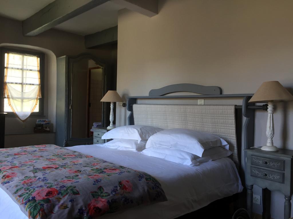 Bed and Breakfast Les Means Meolans-Revel Exteriér fotografie