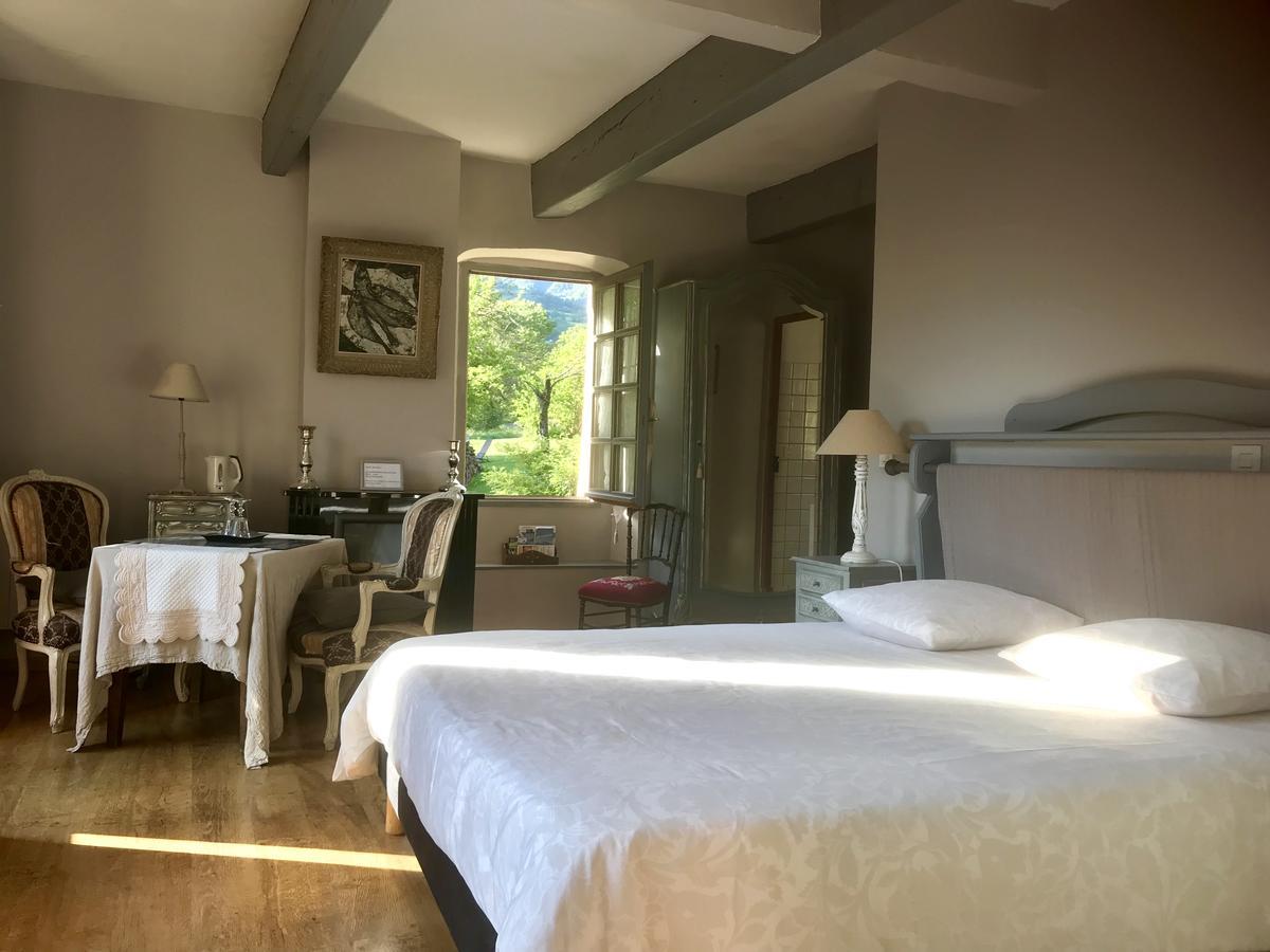Bed and Breakfast Les Means Meolans-Revel Exteriér fotografie